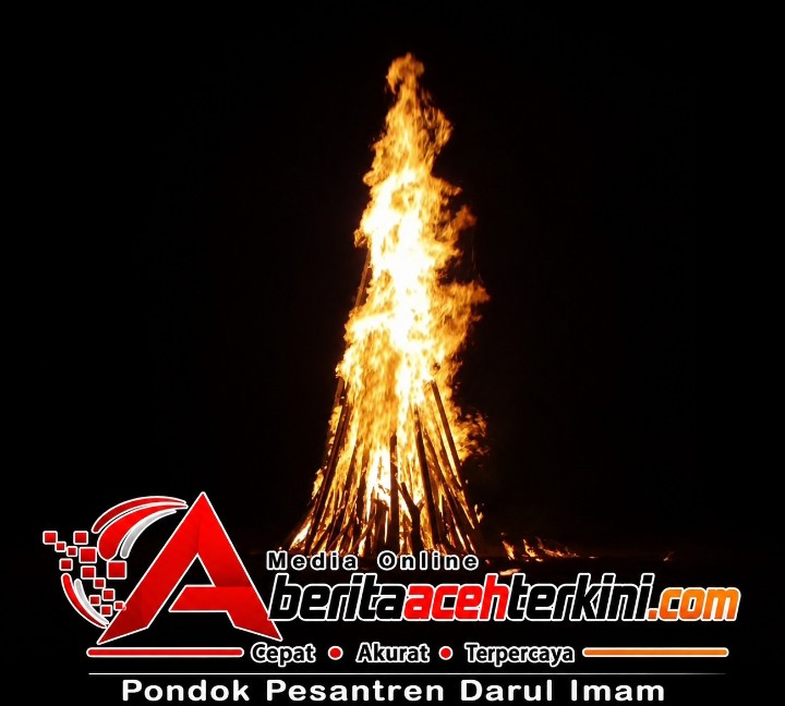 Malam Api Unggun Gembira Tutup Rangkaian HUT RI ke-81 di Pesantren Darul Iman