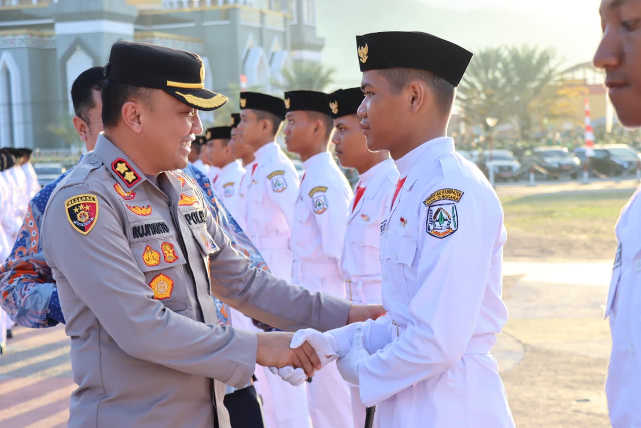 Hadir di Pengukuhan Paskibraka, Kapolres Agara: Ini Amanah Kebangsaan